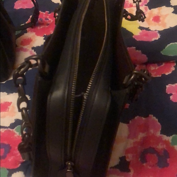 Coach Rogue 25 (Coach 1941 Collection) - Picture 4 of 6